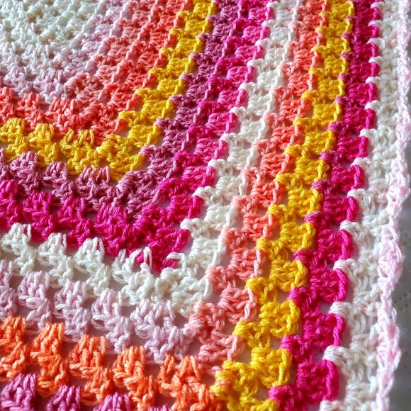 Crochet BABY BLANKET AFGHAN GRANNY SQUARE 29"x 29" PINK YELLOW ORANGE WHITE - Picture 11 of 11